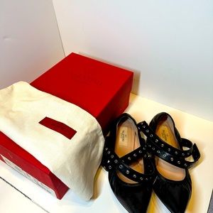 VALENTINO GARAVANI Love Latch Ballet Flats - Like New!!